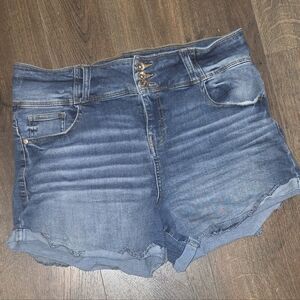 Denim Blue Women's Shorts‎